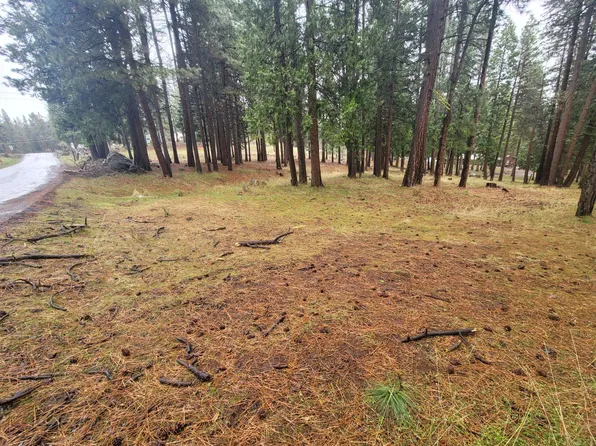 17614 Hamaker Ln, Klamath Falls, OR 97601