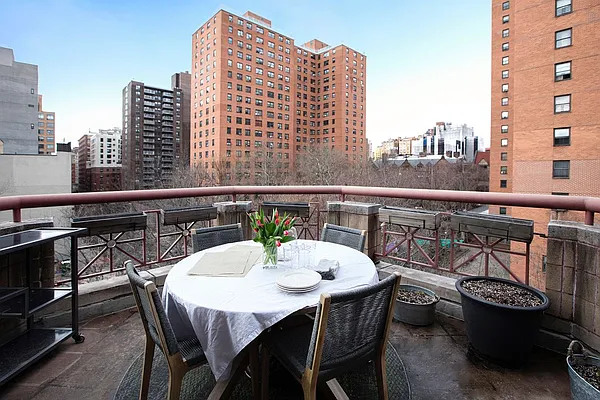 Rented by Keller Williams NYC | media 28