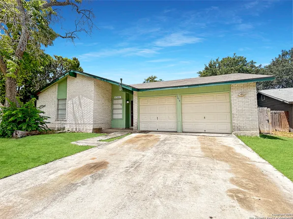 7418 MEADOW HL, San Antonio, TX 78251