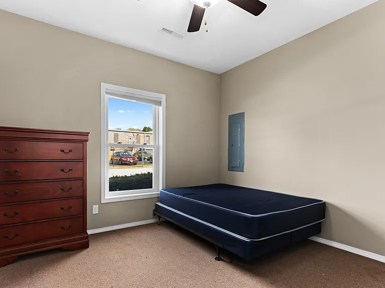 919 W Windom St #917 — Photo 20