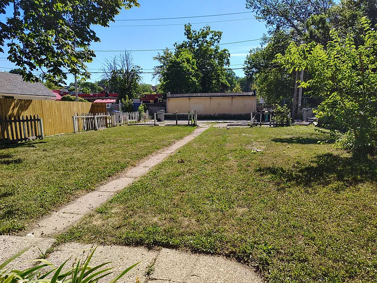 2840 N Vel R Phillips Ave — Photo 14