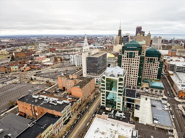 610 Main St #501 — Photo 31