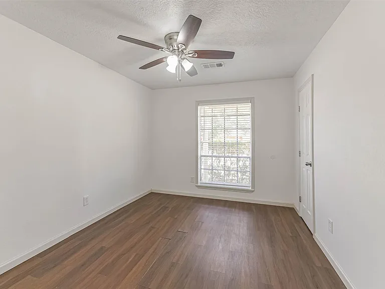 12002 Palmcroft St — Photo 13
