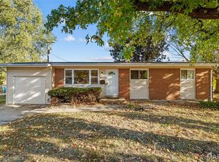 2270 Patterson Rd, Florissant, MO 63031