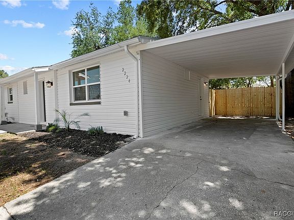 3rd image of 2224 W Greenway Pl
