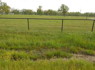 714 Fm 1696 Rd E, Huntsville, TX 77320