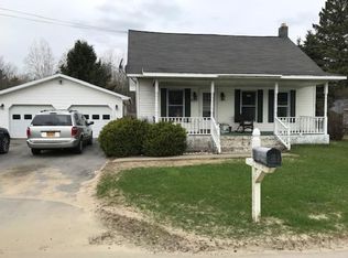 911 Hemmingford Rd, Mooers, NY 12958