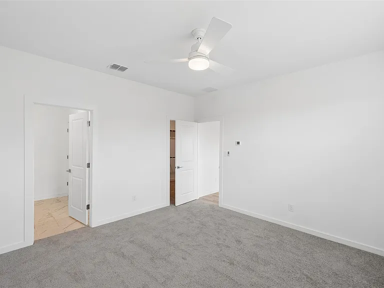 556 Day Station Dr — Photo 18