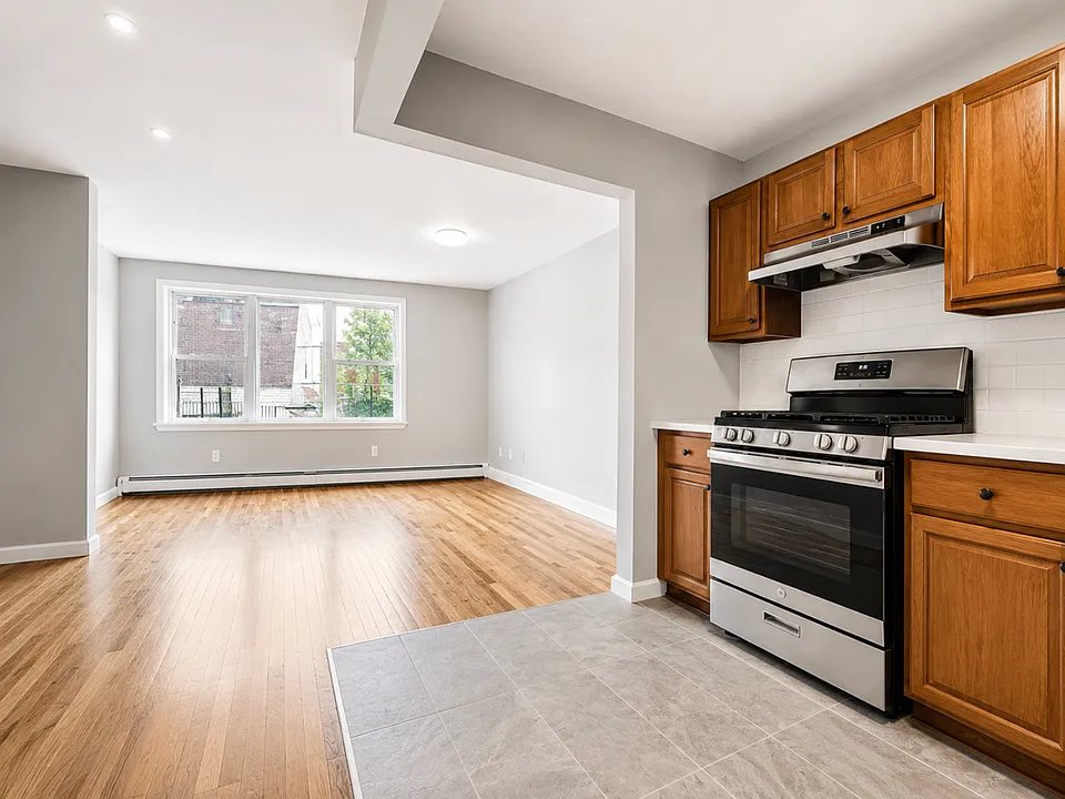 11-13 McBride St #3A