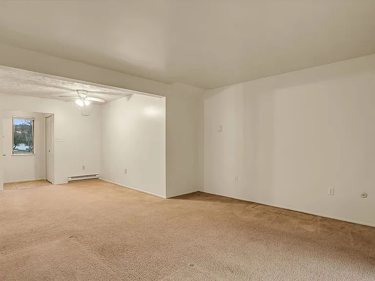 Beaver Creek Village Apartments — Photo 35
