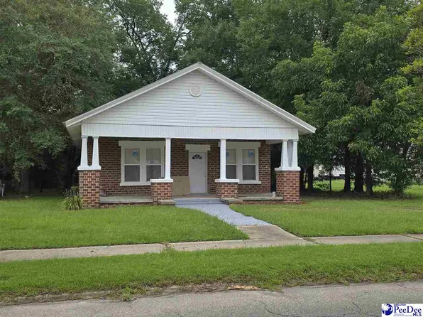 413 S Park St, Mullins, SC 29574