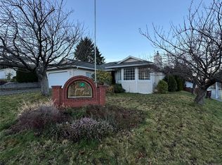 700 Georgia Dr, Campbell River, BC V9H 1R8