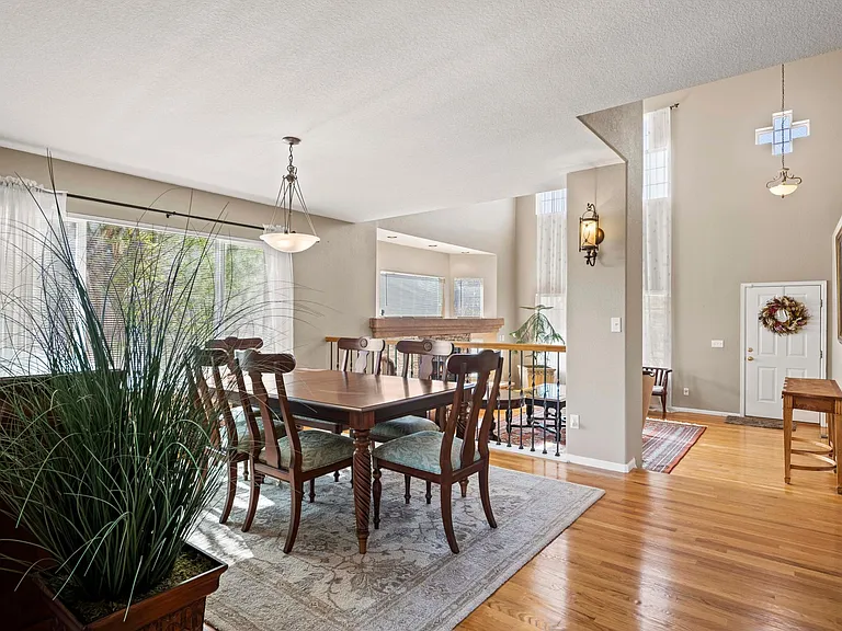 4577 Maroon Cir — Photo 3