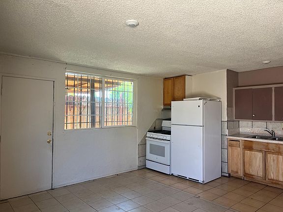 2nd image of 1524 McAllister Ave Unit C