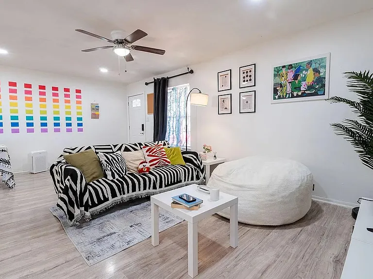 3006 Matador Dr #B — Photo 2