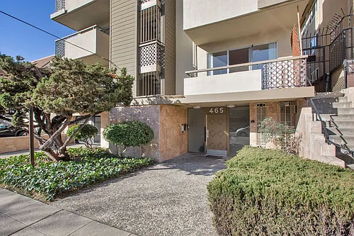 465 Lee Street Photo 1