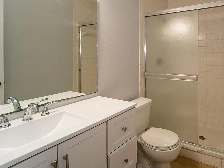 14 Santiago Ct — Photo 11