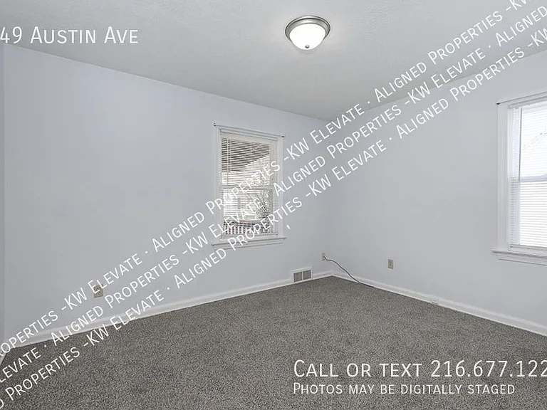 949 Austin Ave — Photo 14