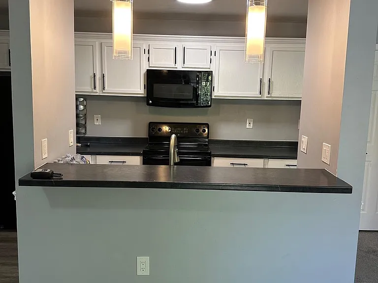 9708 Lake Pointe Ct #302 — Photo 11