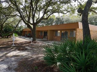 80 4th Ave APT 2, Shalimar, FL 32579