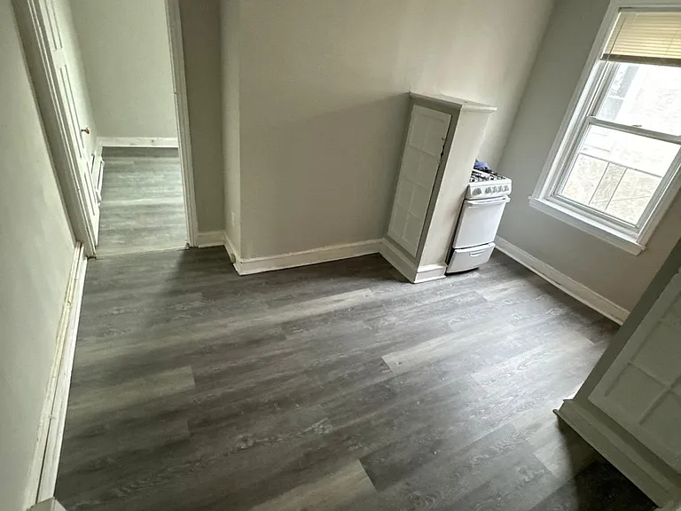 1526 N 18th St #3R — Photo 2