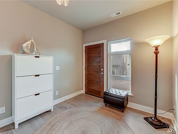 2nd image of 11214 NE 87th St #2