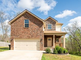 391 Kristie Michelle Ln, Clarksville, TN