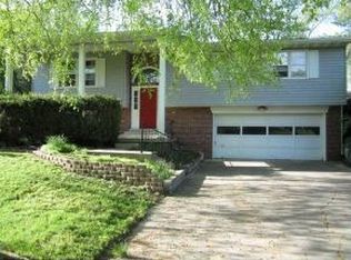 2418 E Covenanter Dr, Bloomington, IN 47401