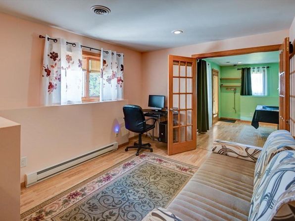 717 Larvik Lane, Stoughton, WI 53589