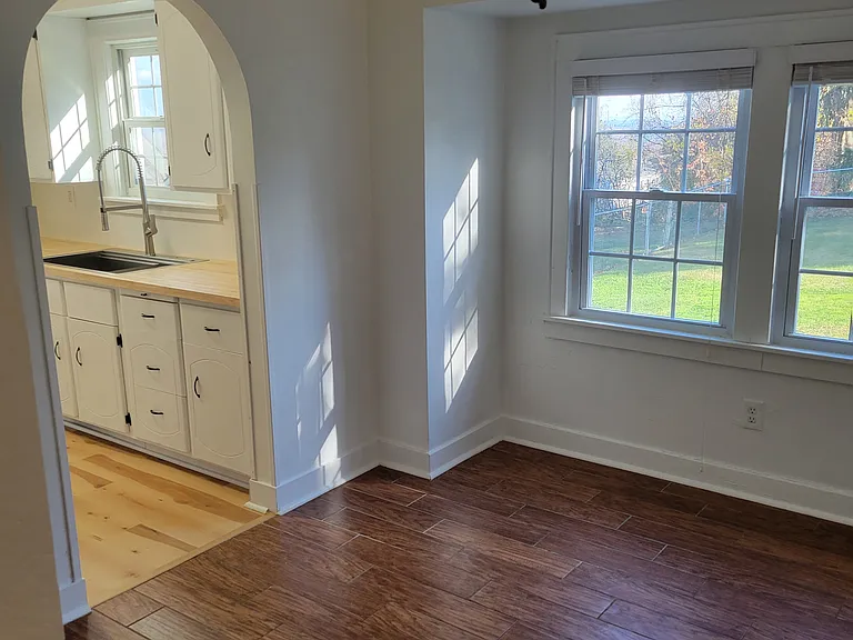 2261 Ridge Rd — Photo 7