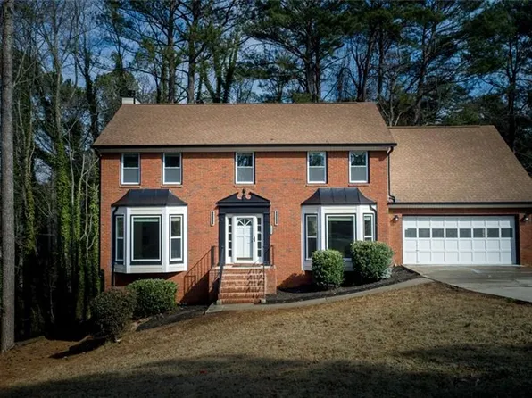 2388 Dakota Trl SW, Lilburn, GA 30047