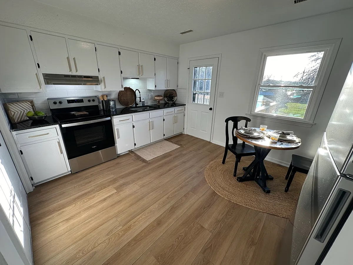 Building Photo - 23 Deer Creek Dr #C