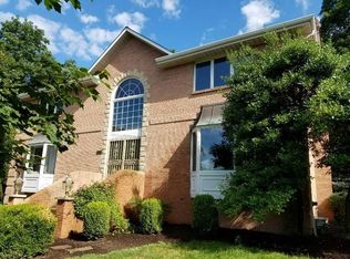 5201 Karrington Dr, Gibsonia, PA