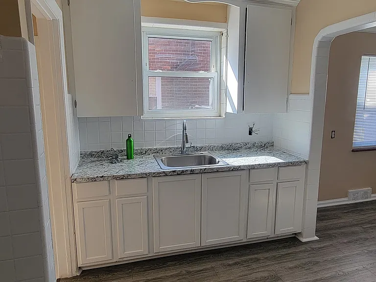 15058 Cedargrove St — Photo 2