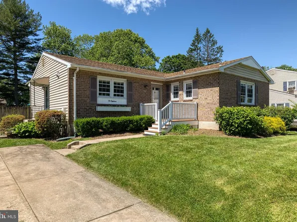 218 Sacred Heart Ln, Reisterstown, MD 21136