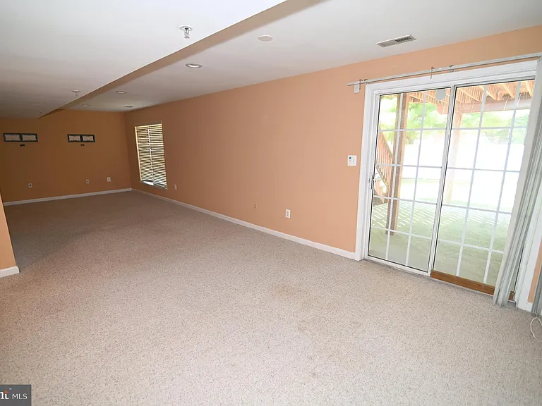 4502 Rockdale Ln — Photo 55