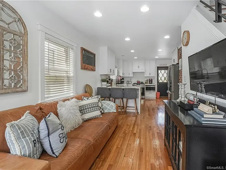 120 Englewood Ave — Photo 3