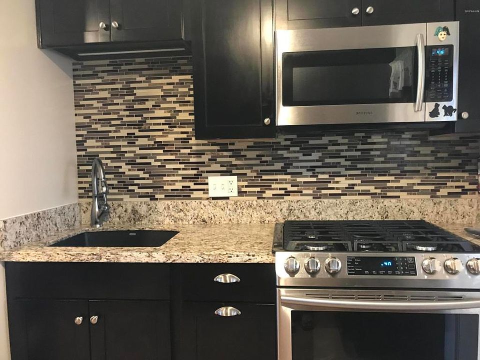 1st image of 260 S Paseo Lobo