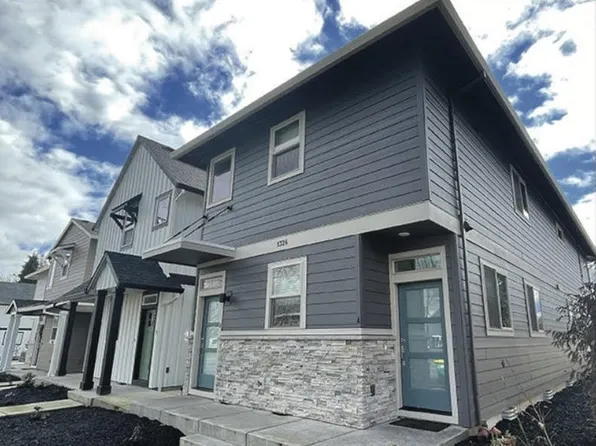 1270 Pacific Ave, Forest Grove, OR 97116