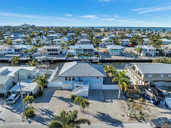 2nd image of 5570 Avenida Pescadora