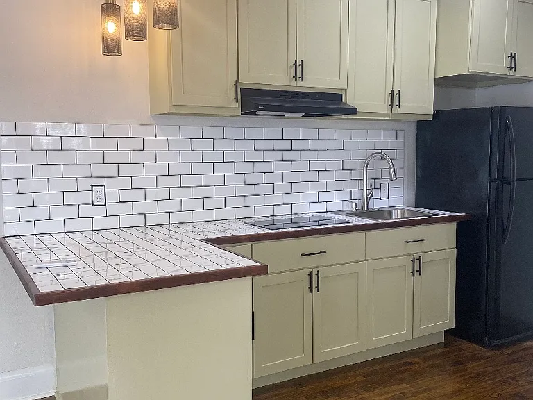 7129 Avenue C #B — Photo 1