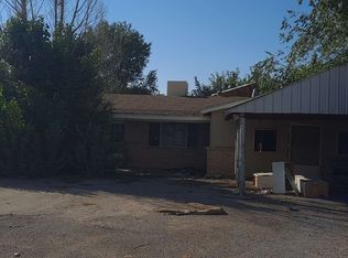 4 Goodhart Rd, Los Lunas, NM 87031
