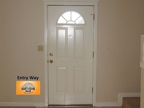 3rd image of 11351 Damasco Dr