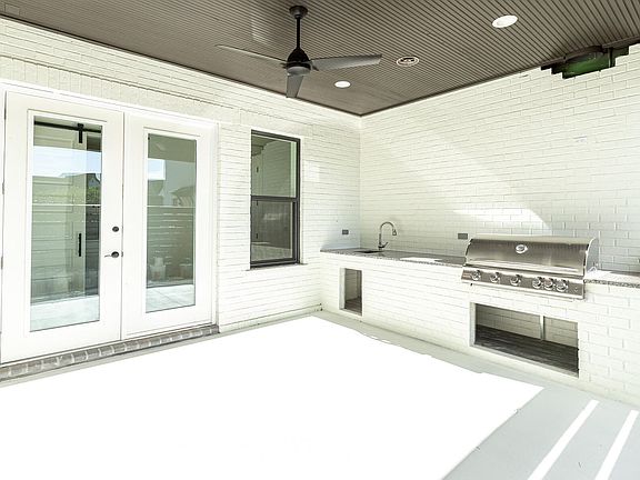 Summer Kitchen