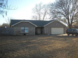 11210 Eustace Dr, Azle, TX 76020