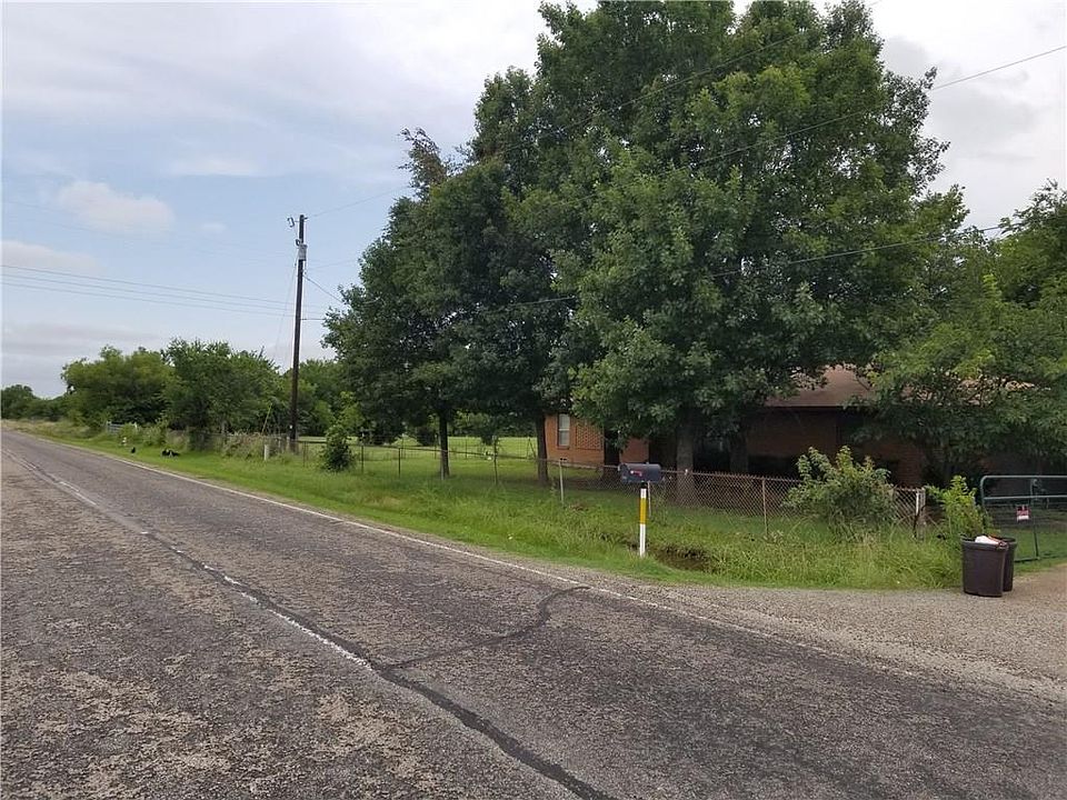 2nd image of 3700 N Interstate Highway 45