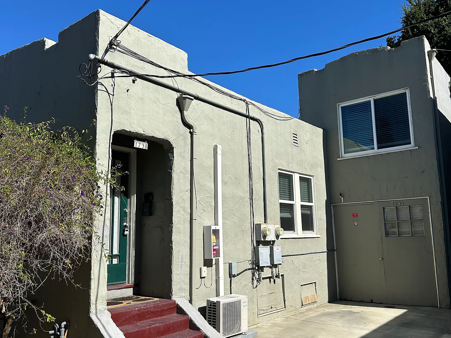 2 bed, $3,500 — Photo 1