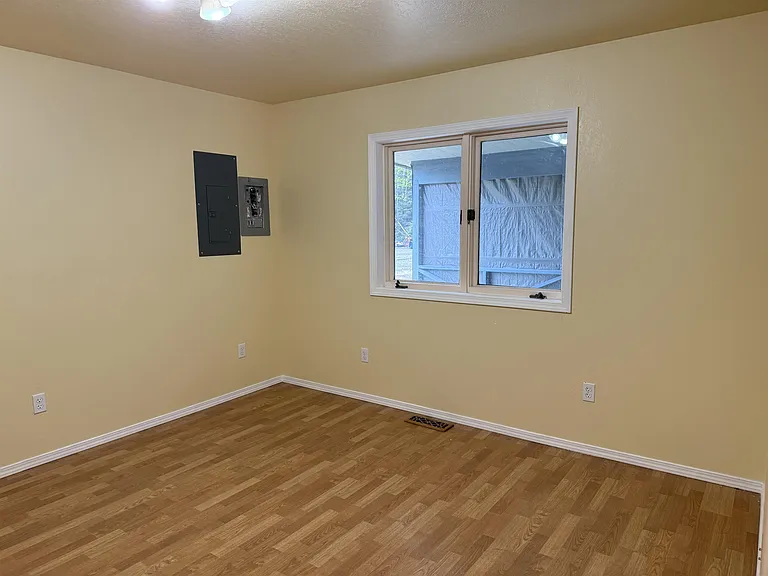 1120 Clearwater Rd — Photo 22