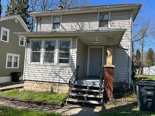 783 Leonard St Photo 1
