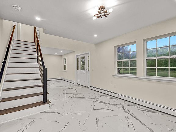 4th image of 30 Kayleigh Drive